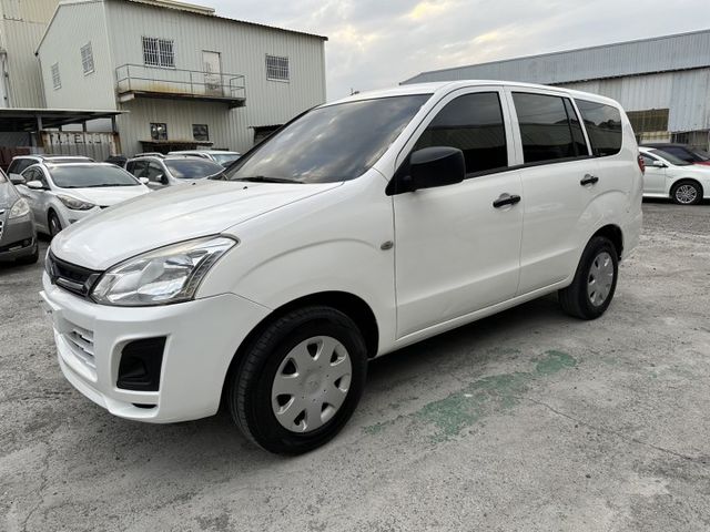 出清特賣~18年中華ZINGER 2.4商用休旅車 載人載貨都合適  第1張相片