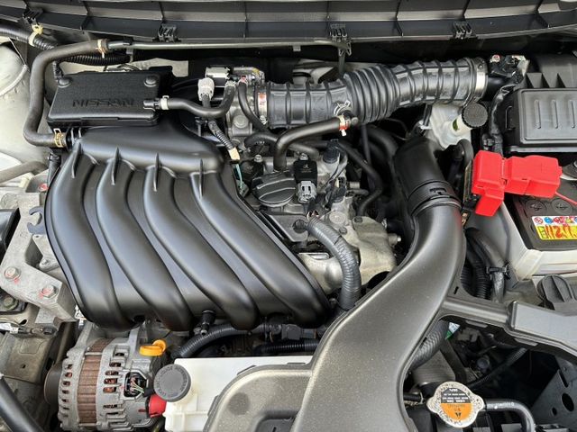 出清特賣~15年日產LIVINA 1.6大空間小休旅升級安卓機 全車原鈑件  第17張相片