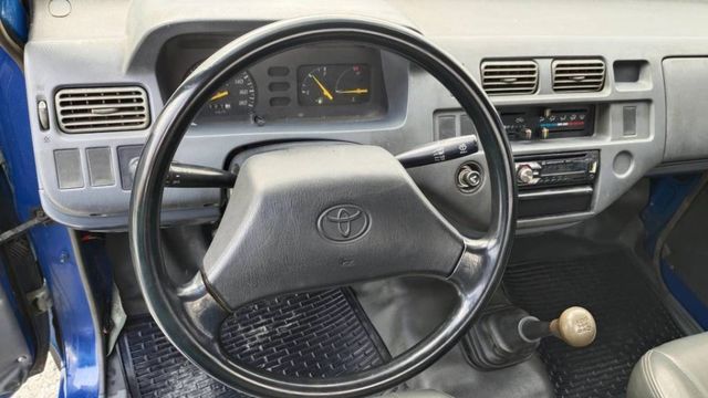 豐田瑞獅小貨車1.8 省油有力 車體漂亮 車況良好  第10張相片
