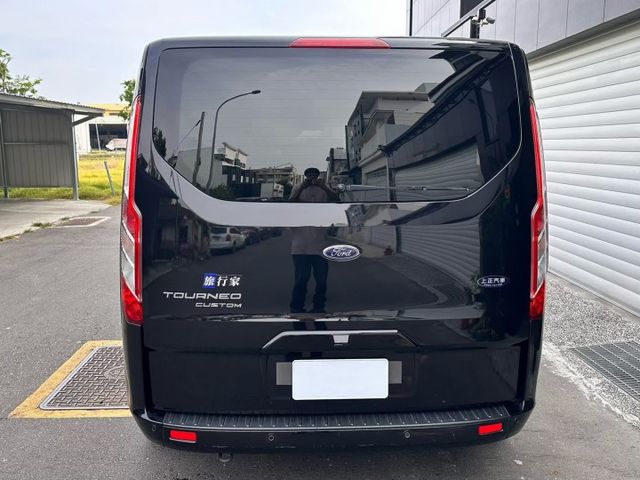 FORD 旅行家2.0柴油 豪華版  第5張相片