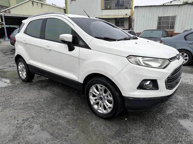 特價出清14年福特ECOSPORT 1.5經濟可愛小休旅 低里程  第3張相片