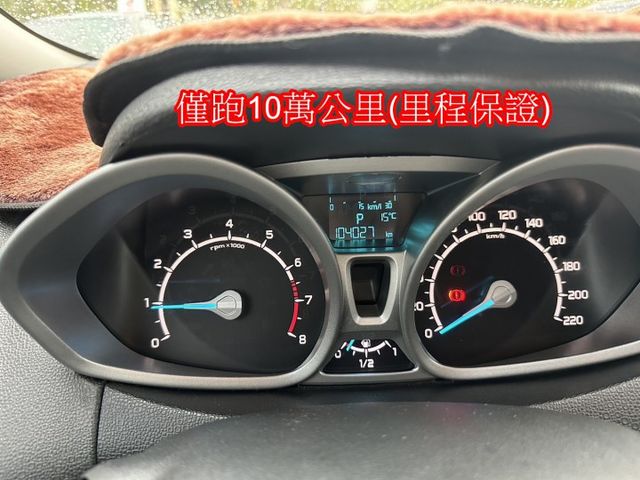 特價出清14年福特ECOSPORT 1.5經濟可愛小休旅 低里程  第19張相片