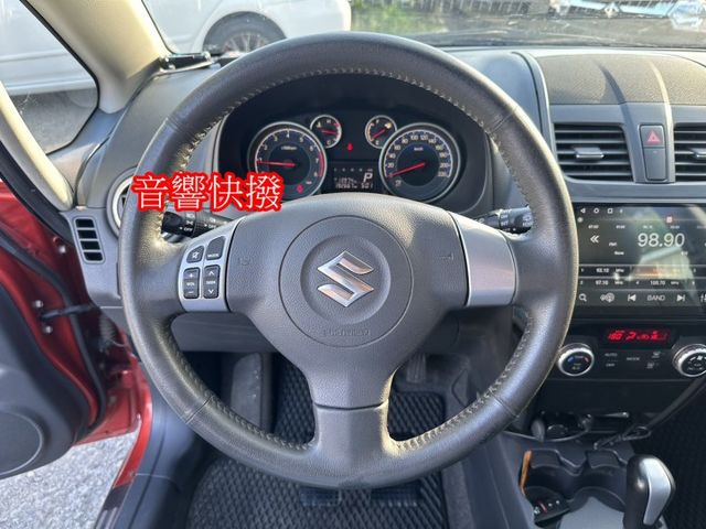 特價出清13年鈴木 SX4 1.6五門掀背 頂級I-KEY 日本原裝進口  第14張相片