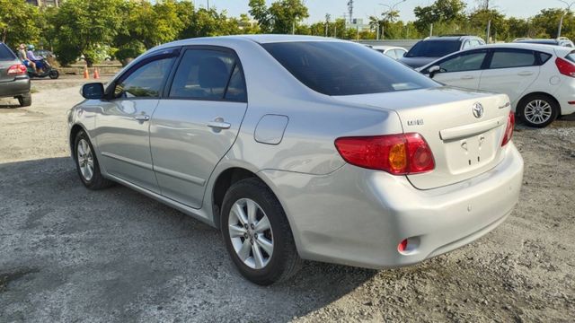 出清特賣~2010年ALTIS 1.8 全車原鈑件  第5張相片