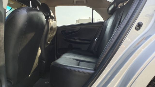 出清特賣~2010年ALTIS 1.8 全車原鈑件  第10張相片