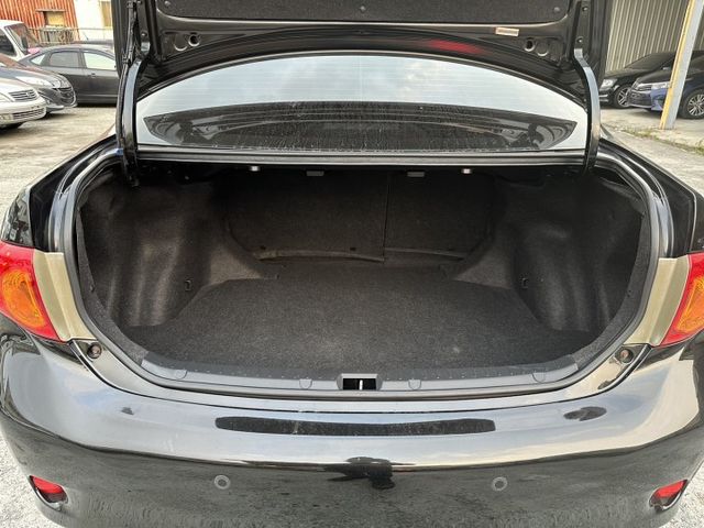 特價出清~2010年TOYOTA  ALTIS 1.8 升級安卓機 恆溫  第11張相片