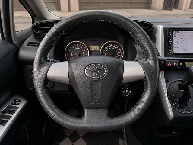 TOYOTA豐田 WISH  第5張相片