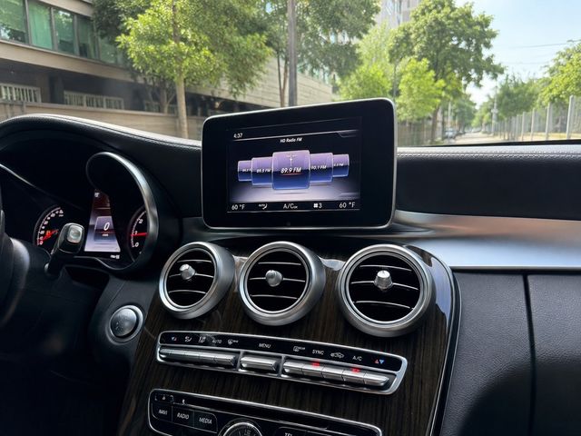 M-BENZ賓士 C300  第6張相片