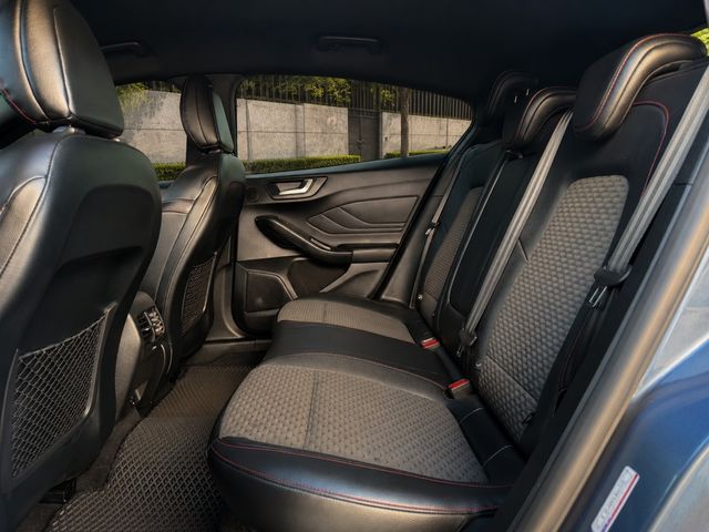 FORD福特 FOCUS ST  第4張相片