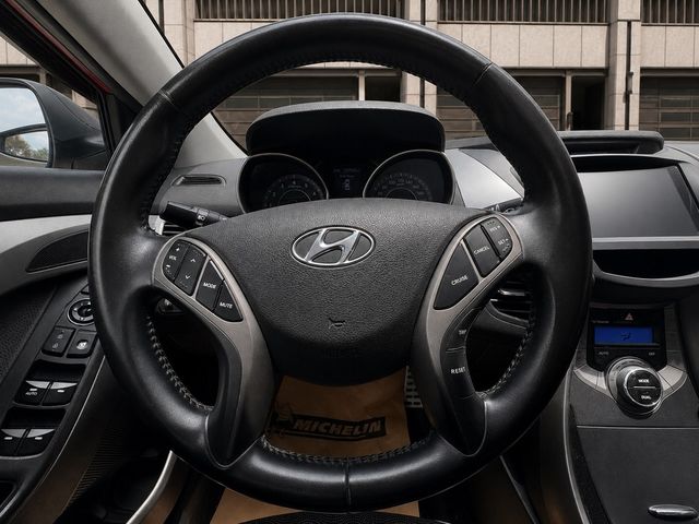 HYUNDAI現代 ELANTRA  第7張相片