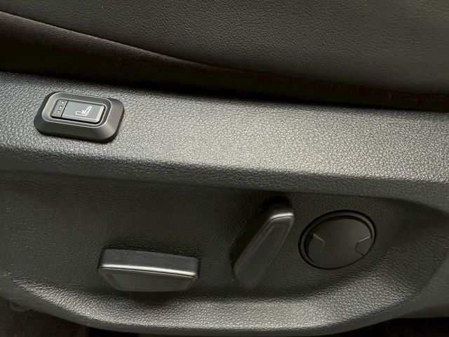VOLKSWAGEN福斯 AMAROK  第13張相片