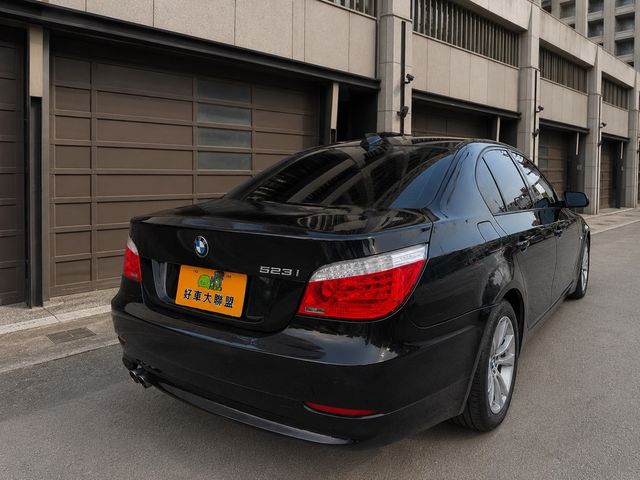 BMW寶馬 523  第8張相片