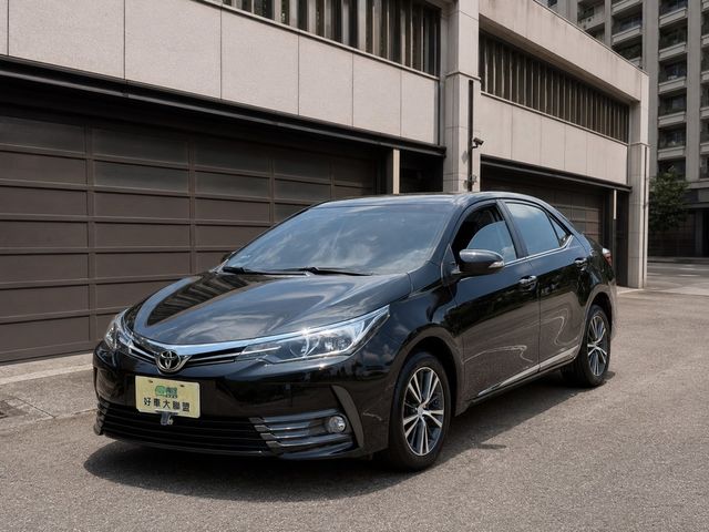 TOYOTA豐田 ALTIS  第1張相片