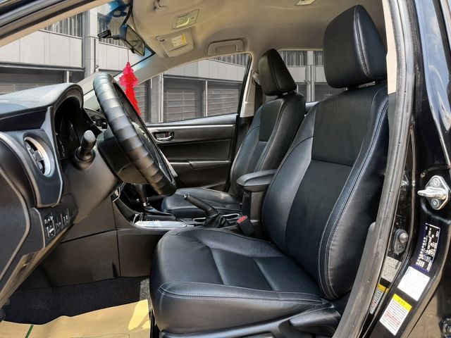 TOYOTA豐田 ALTIS  第3張相片