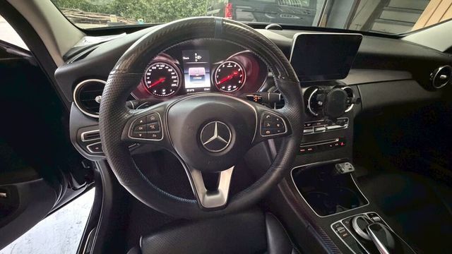 M-BENZ賓士 C300  第5張相片