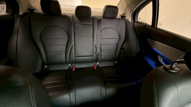 M-BENZ賓士 C300  第7張相片