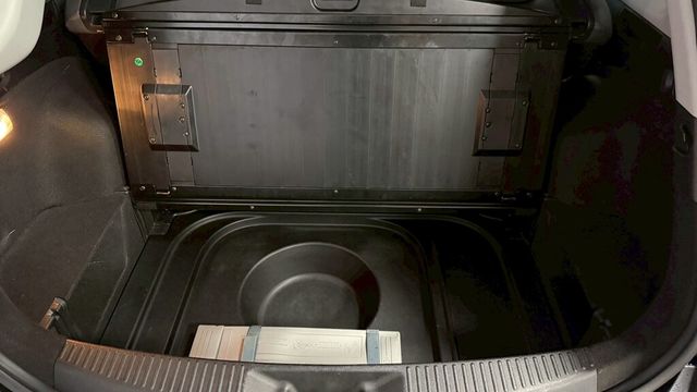 MITSUBISHI三菱 COLT PLUS  第10張相片