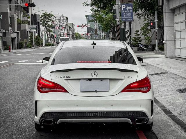 M-BENZ賓士 CLA250  第5張相片
