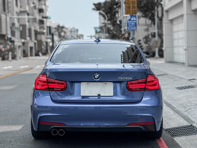 BMW寶馬 320I M SPORT  第5張相片