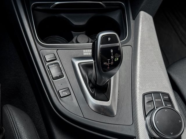 BMW寶馬 320I M SPORT  第11張相片