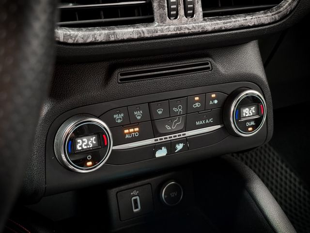 FORD福特 FOCUS ST  第15張相片