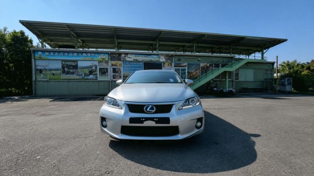 LEXUS凌志 CT200H  第3張相片