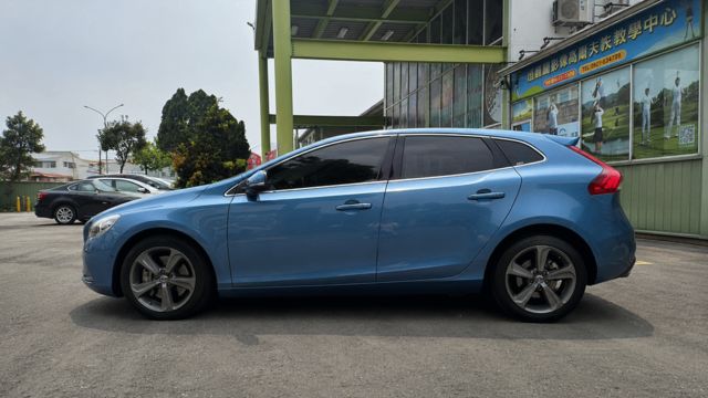 VOLVO富豪 V40  第4張相片