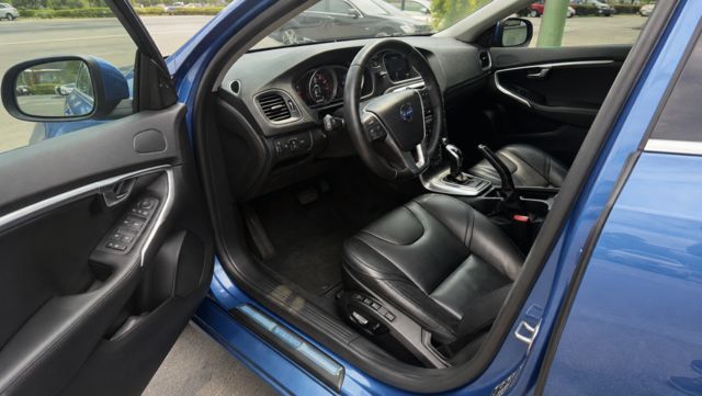 VOLVO富豪 V40  第5張相片