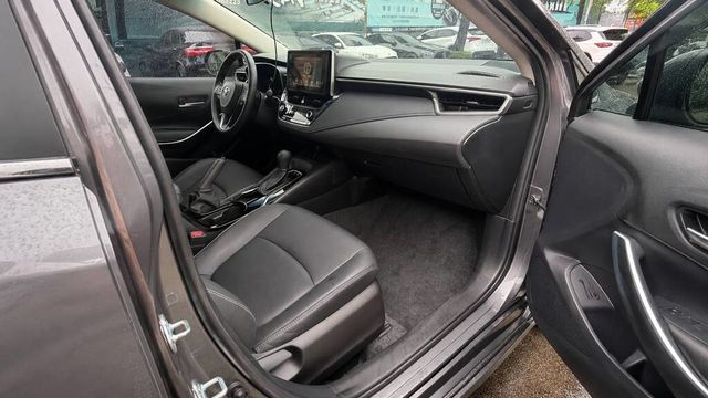 TOYOTA豐田 COROLLA ALTIS HYBRID  第7張相片