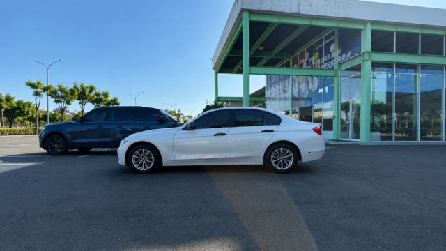 BMW寶馬 316I  第4張相片