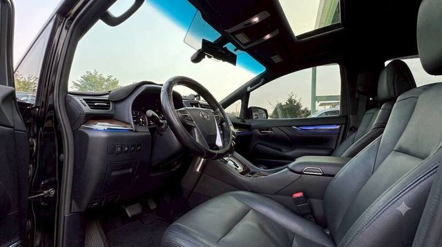 TOYOTA豐田 ALPHARD  第6張相片