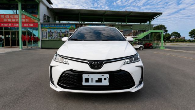 TOYOTA豐田 ALTIS  第3張相片