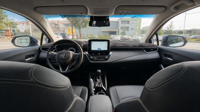 TOYOTA豐田 ALTIS  第6張相片