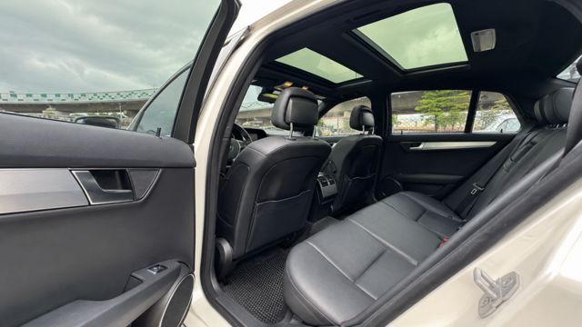M-BENZ賓士 C250  第8張相片