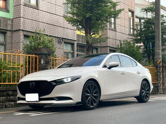 MAZDA馬自達 MAZDA 3  第1張相片