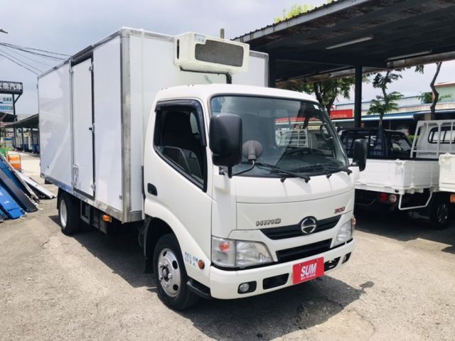 中古車 正16年hino 25度冷凍車超長14尺高箱箱內高度176公分寬度180公分 Hino 日野 300 台中市 Findcar 找車網