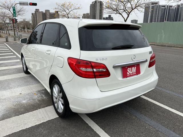 賞車專線 0930-039-715 彭先生  此車好料太多打不完 歡迎直接預約賞車 本店多部車為車主寄賣及自售車 賞車請  第4張相片
