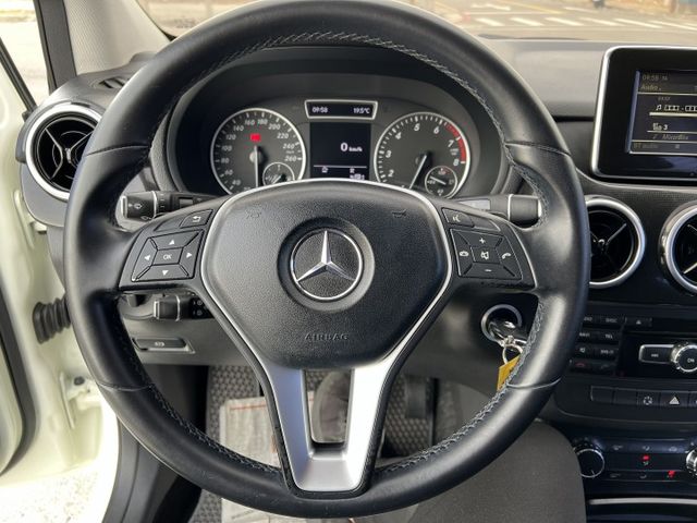 賞車專線 0930-039-715 彭先生  此車好料太多打不完 歡迎直接預約賞車 本店多部車為車主寄賣及自售車 賞車請  第11張相片