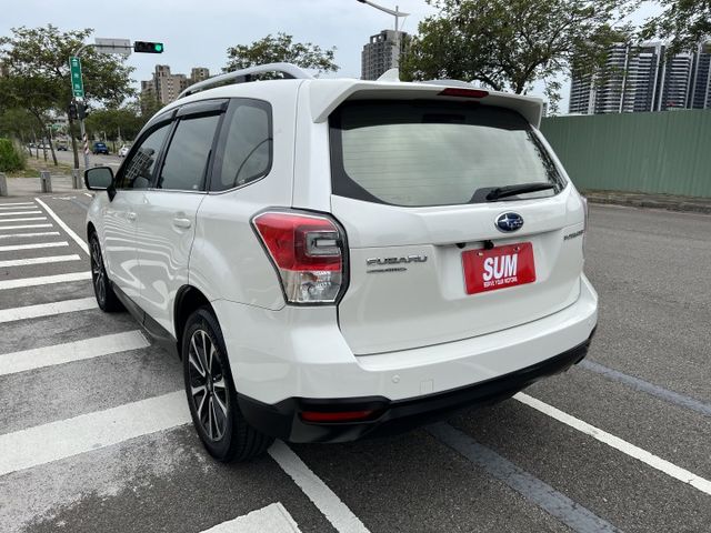 【2.0 i-P 新車114萬】原鈑認證車 里程保證 四輪傳動 全景 盲點 小改款LED主動轉向頭燈 電尾門 CP值超高  第4張相片