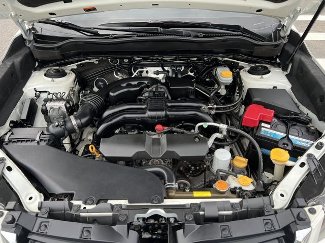 【2.0 i-P 新車114萬】原鈑認證車 里程保證 四輪傳動 全景 盲點 小改款LED主動轉向頭燈 電尾門 CP值超高  第19張相片