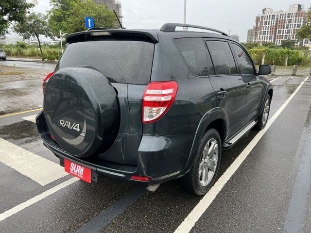 【特價】最頂級2.4 G版尊貴型 循跡 天窗 電熱椅 六安 原鈑件認證車 低里程 日本原裝進口 大滿配 預約下訂送安卓機  第4張相片