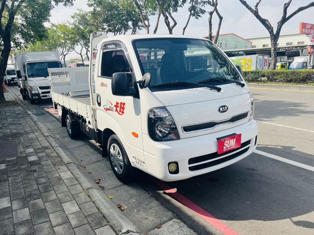正2021年 卡旺 手排 單箱 載機車裝用規格 雙折尾門 一手車  第1張相片