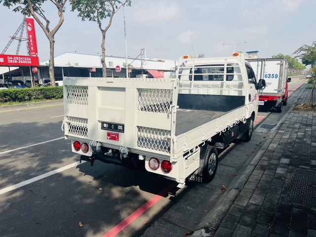 正2021年 卡旺 手排 單箱 載機車裝用規格 雙折尾門 一手車  第3張相片