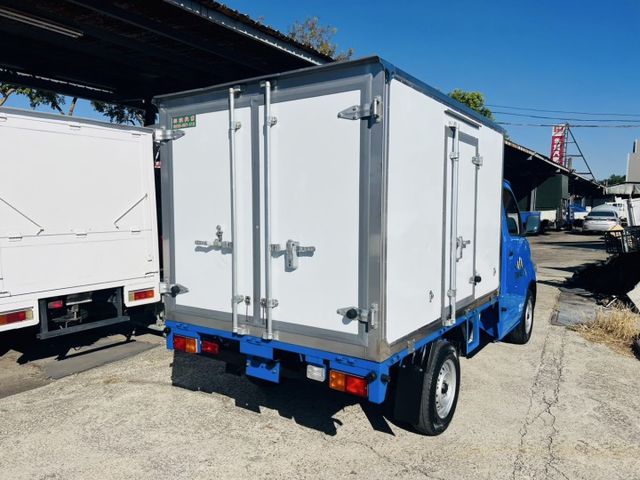 正2022年 TownAce 手排 -25度冷凍車 TCS防滑 雙安 一手車僅跑4萬!  第4張相片