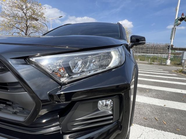 【原版件x認證車】低里程 稀有Adventure 4WD大滿配 全景天窗 360環景 專屬內外觀 換檔撥片 ACC+居中  第18張相片