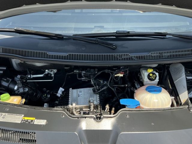 【原版件x認證車】前手保養確實 車況佳 長軸9座 座椅2/2/2/3 可快拆 買回去不必花大錢整理 低於行情市場行情 俗  第19張相片