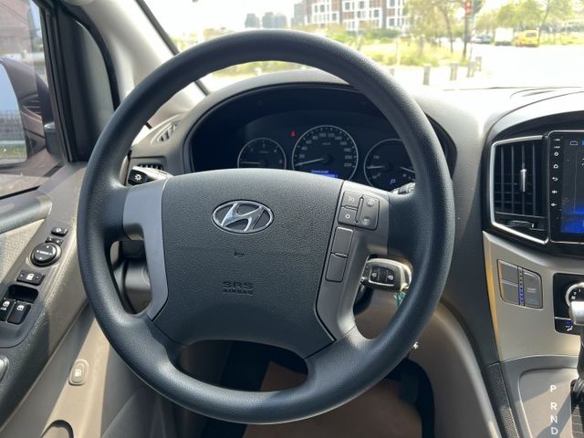 【六期小改款x認證車】超低里程僅跑10萬 內外漂亮 保養確實 定速 循跡防滑 升級安卓機 車況超好買回去不用花大錢整理!  第10張相片