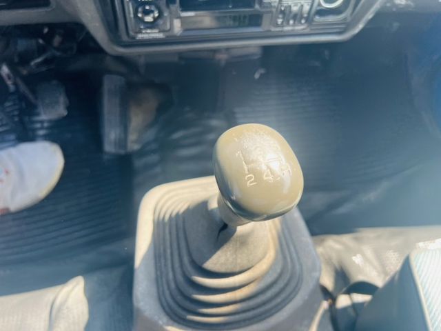 正2004年 威力 框式 手排 小發財 俗俗出售 內裝漂亮 車健康 錯過不再有!!  第7張相片