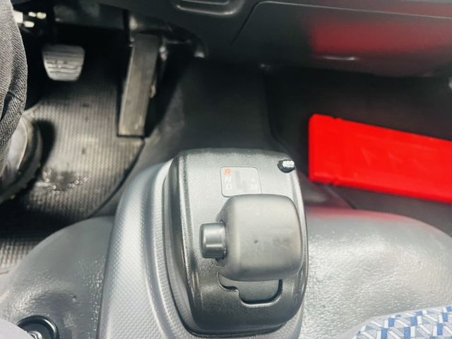 正2023年 一路發 箱式 自排 車箱14尺 四錄影像 車道偏移輔助 正5噸車 物流專用車箱 右邊雙開門  第8張相片