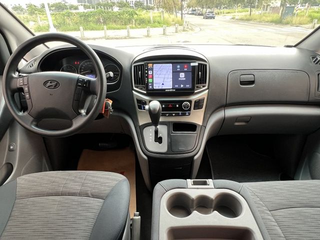 【原版件x認證車】六期末代9人座尊貴型 全新旗艦安卓機+無線CarPlay+倒車+行車紀錄 方控+定速 車況極佳無待修  第10張相片